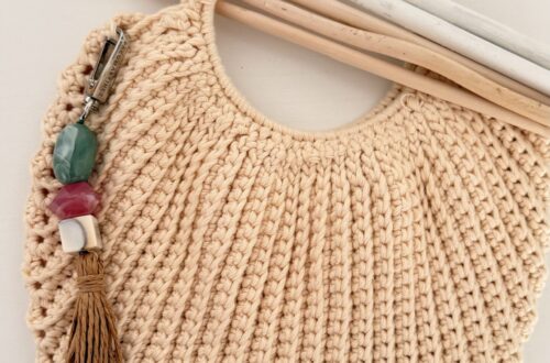Bolso de crochet en algodón natural con asas redondas, patrón gratuito accesible