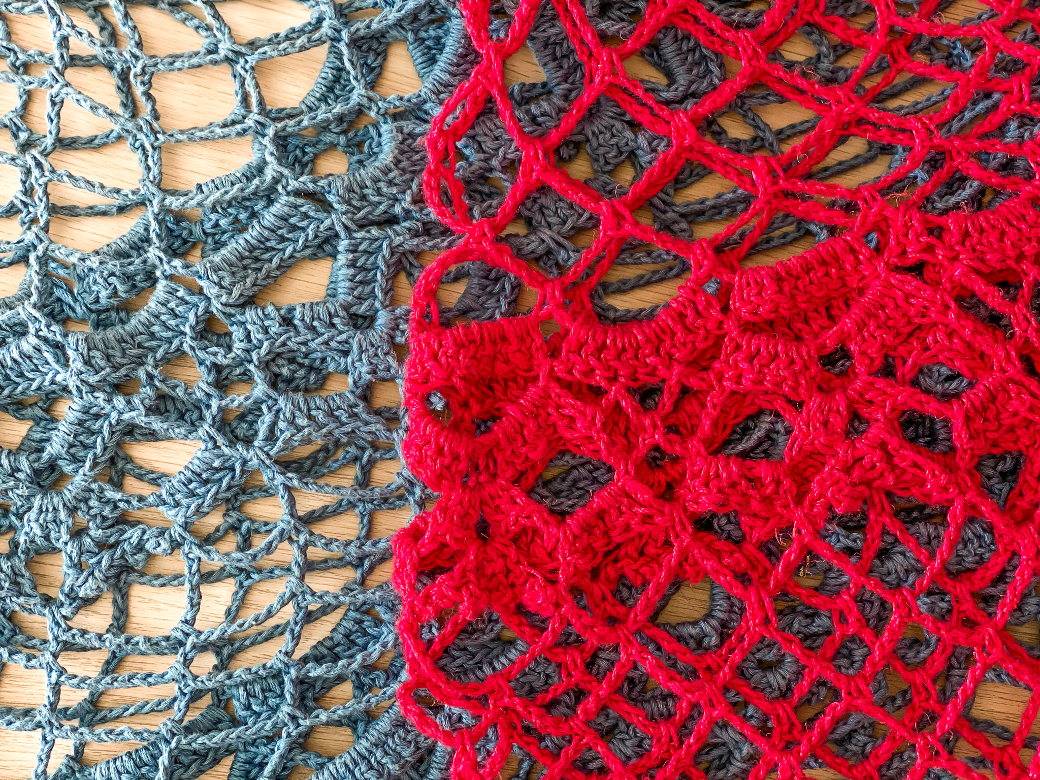 Chal Arantxa tejido a crochet en algodón ligero, patrón gratuito accesible