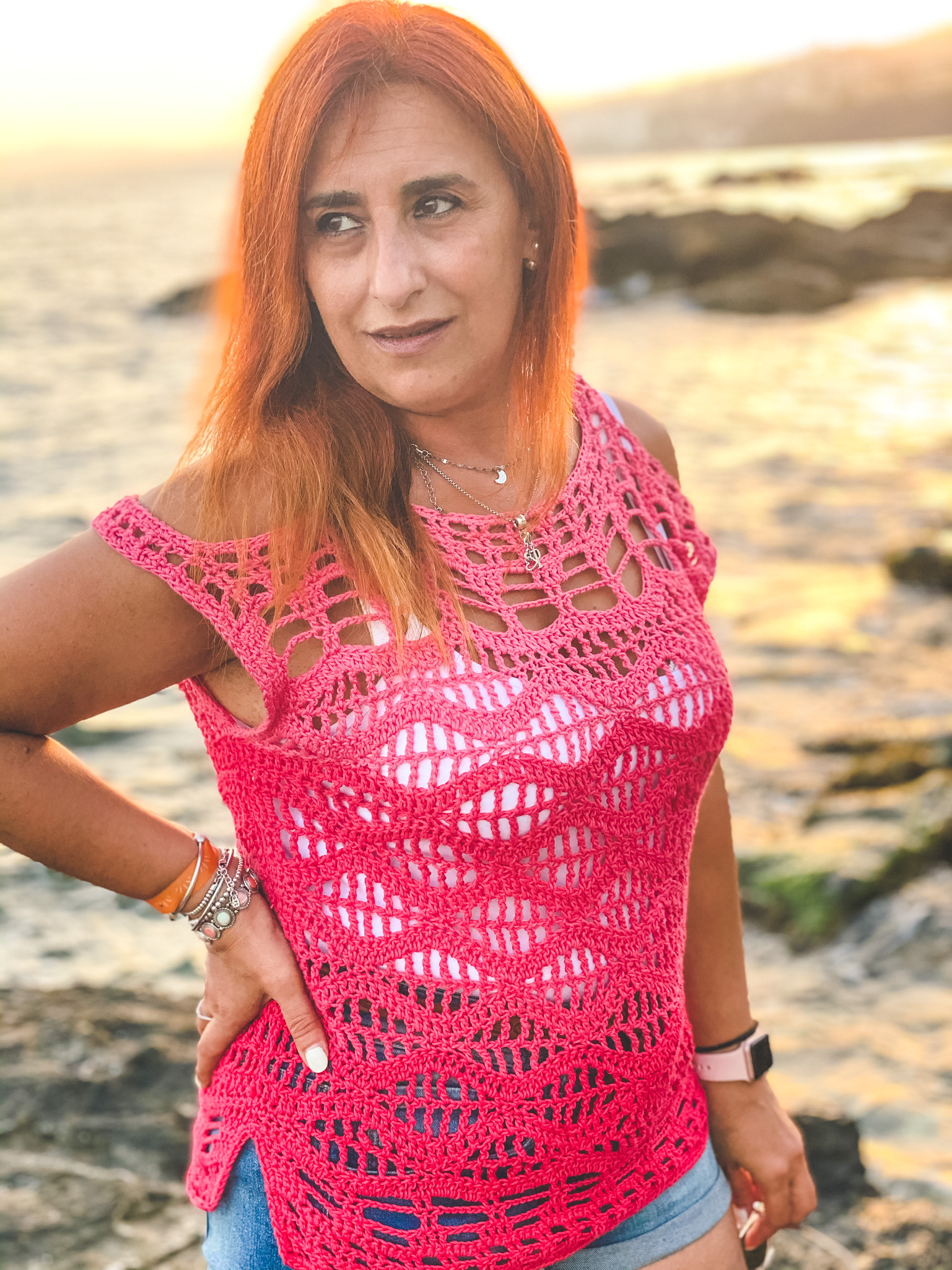 Top Dunas tejido a crochet en lino, diseño veraniego y fresco, patrón gratuito accesible